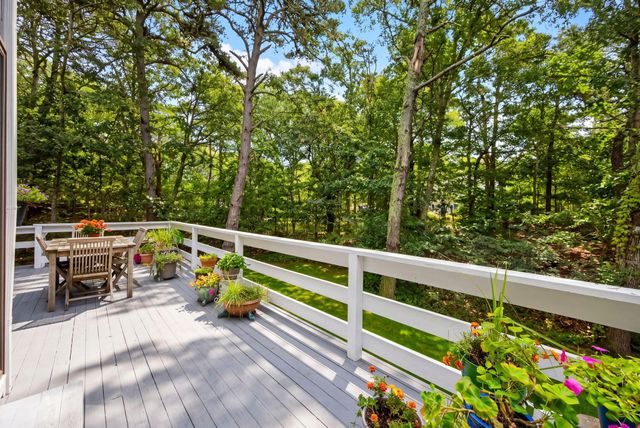 21 Cahoon Road, Brewster, MA 02631