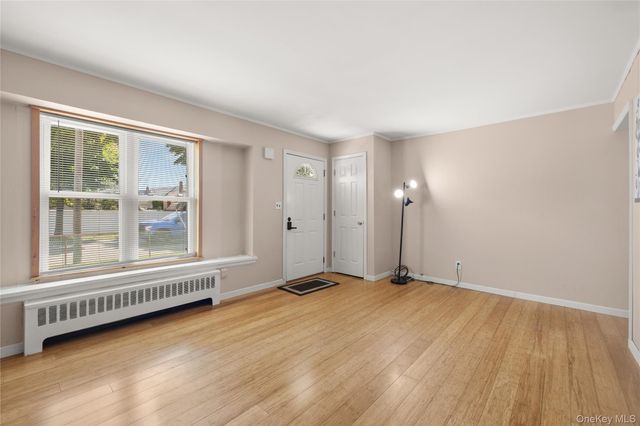 163 Buffalo Avenue, Lindenhurst, NY 11757