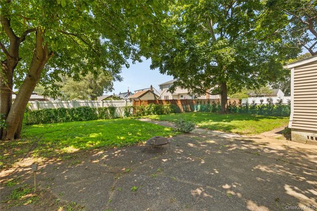 163 Buffalo Avenue, Lindenhurst, NY 11757