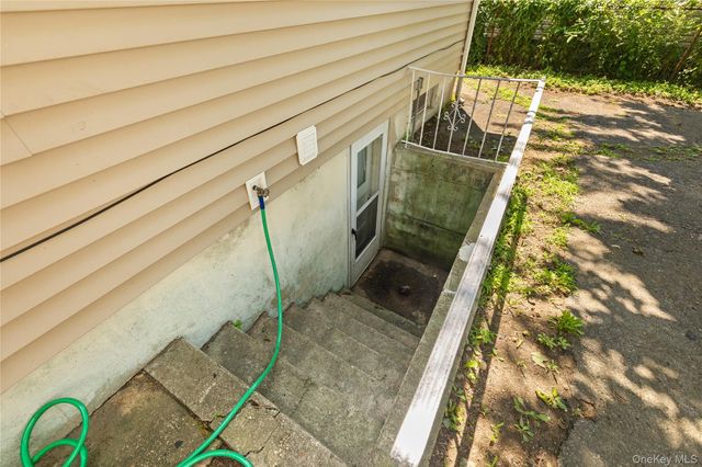 163 Buffalo Avenue, Lindenhurst, NY 11757