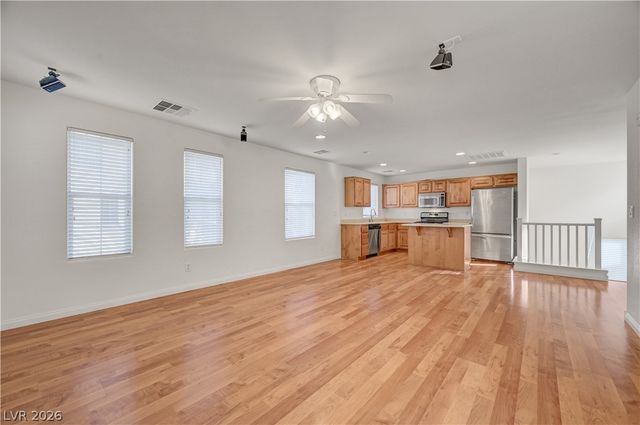 1298 Little Boy Blue Avenue, Las Vegas, NV 89183