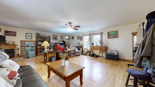 1091 Browns Ln, Gallatin, TN 37066
