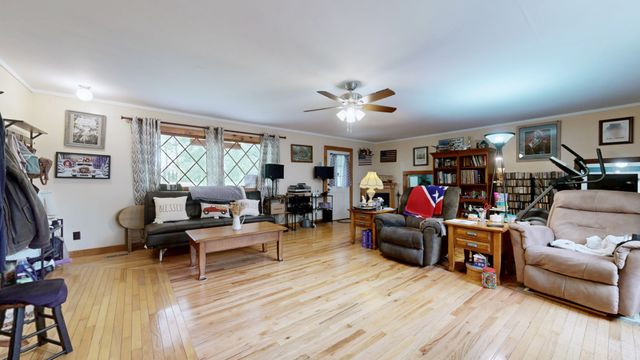 1091 Browns Ln, Gallatin, TN 37066