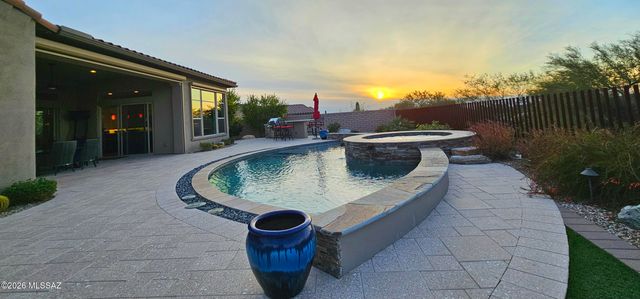 14115 N Los Saguaros Drive, Marana, AZ 85658