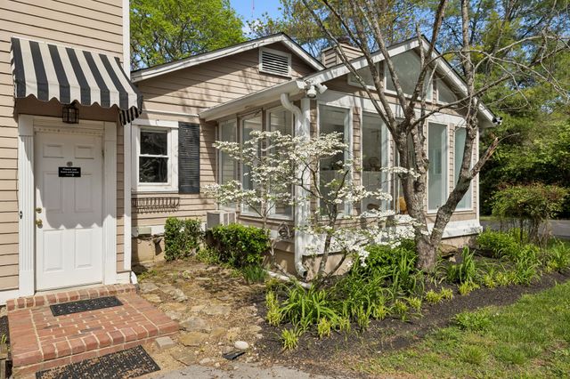 1307 Old Hickory Blvd, Brentwood, TN 37027