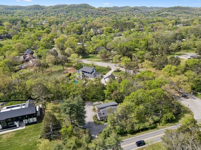 1307 Old Hickory Blvd, Brentwood, TN 37027