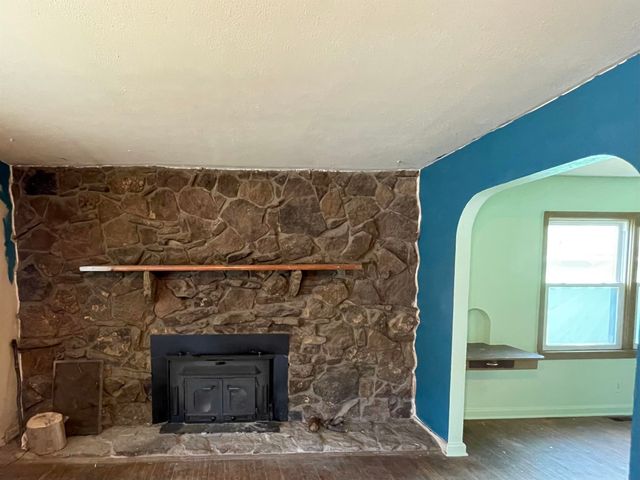 2204 S Washington Ave, Wichita, KS 67211