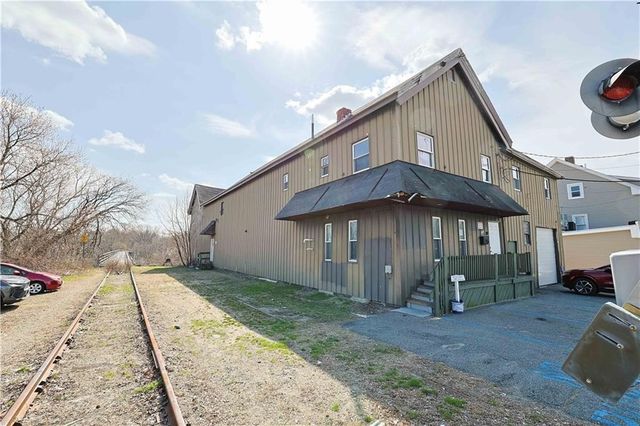 332 River Street, Woonsocket, RI 02895