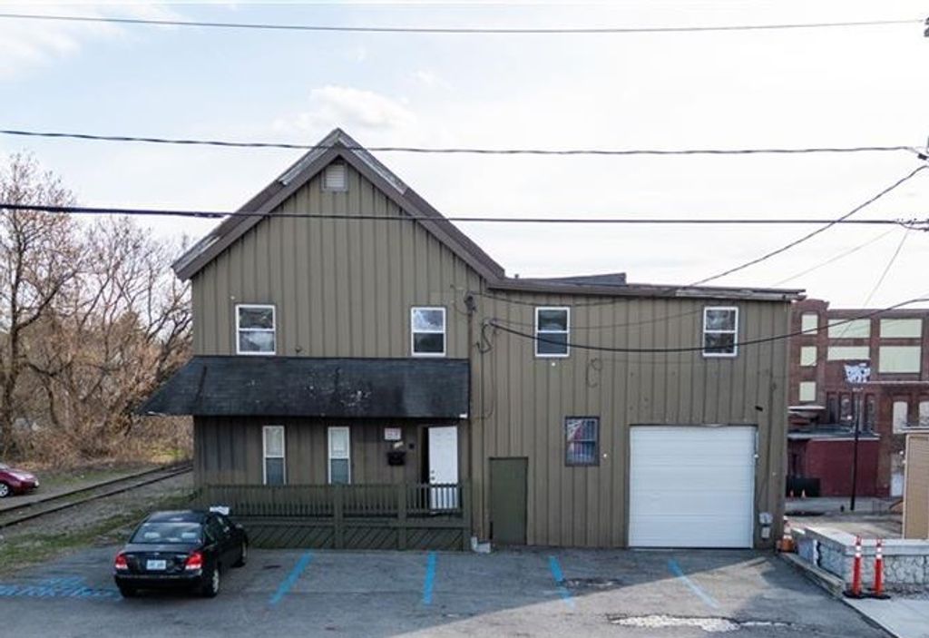 332 River Street, Woonsocket, RI 02895