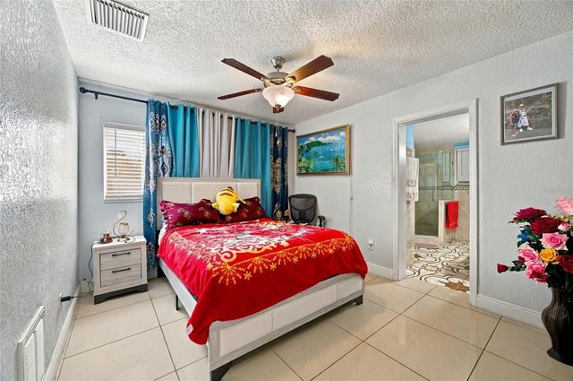 1201 JULIAN LANE DRIVE, Tampa, FL 33619