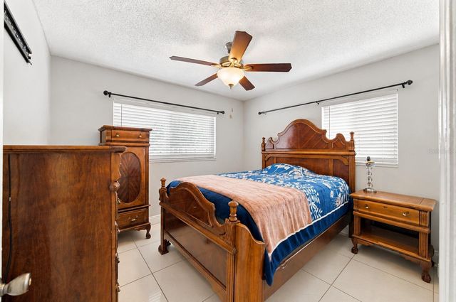 1201 JULIAN LANE DRIVE, Tampa, FL 33619