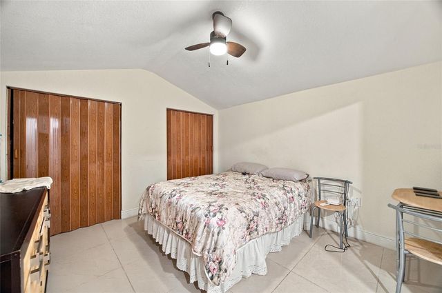 1201 JULIAN LANE DRIVE, Tampa, FL 33619