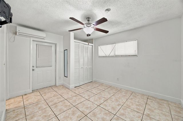 1201 JULIAN LANE DRIVE, Tampa, FL 33619