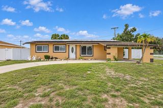 1201 JULIAN LANE DRIVE, Tampa, FL 33619