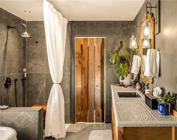 5517 Bartlett Mountain Road, Joshua Tree, CA 92252