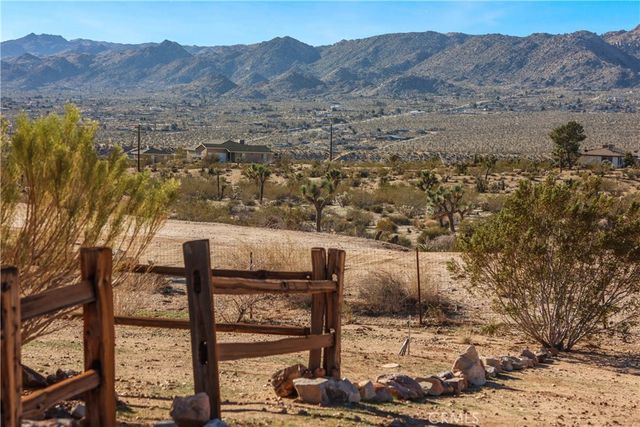 5517 Bartlett Mountain Road, Joshua Tree, CA 92252