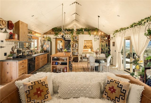 5517 Bartlett Mountain Road, Joshua Tree, CA 92252