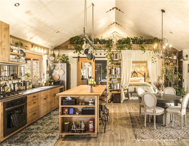 5517 Bartlett Mountain Road, Joshua Tree, CA 92252