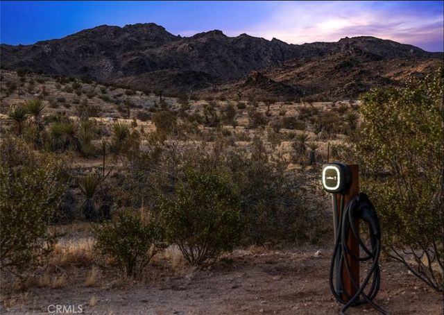 5517 Bartlett Mountain Road, Joshua Tree, CA 92252
