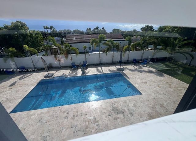 15370 SW 152nd Ave, Miami, FL 33187