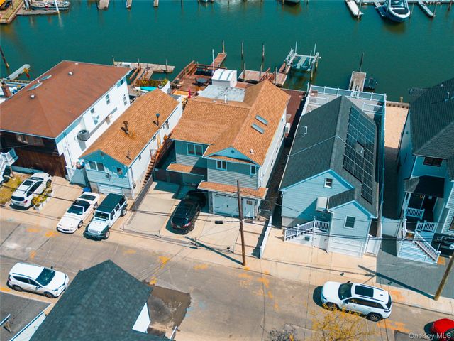 10 James Street, East Rockaway, NY 11518