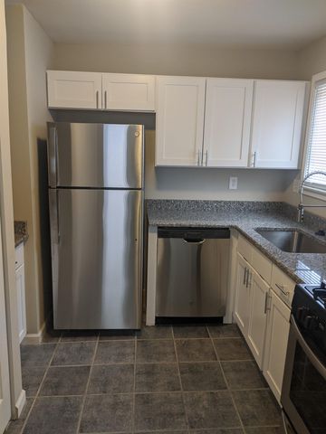 22020 Dante Street, Oak Park, MI 48237