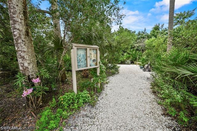24827 Lakemont Cove LN 203, Bonita Springs, FL 34134