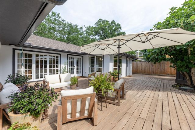 802 N Wilcrest Drive, Houston, TX 77079