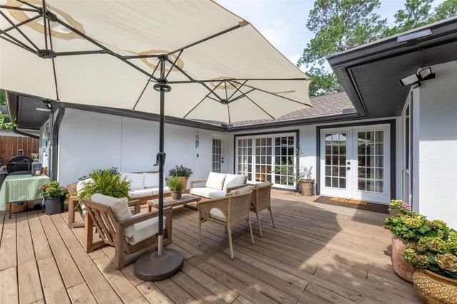 802 N Wilcrest Drive, Houston, TX 77079