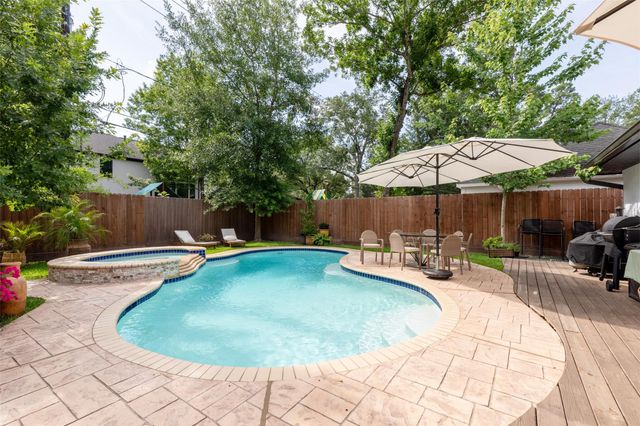 802 N Wilcrest Drive, Houston, TX 77079