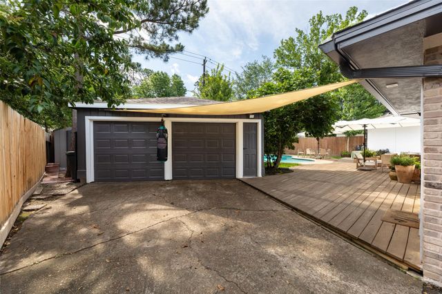 802 N Wilcrest Drive, Houston, TX 77079