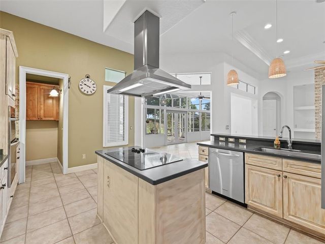 39023 GRIFFIN LANDING, Lady Lake, FL 32159