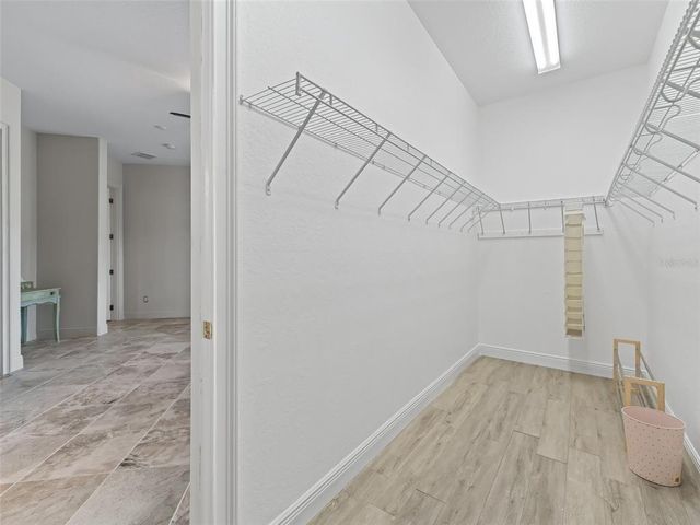 39023 GRIFFIN LANDING, Lady Lake, FL 32159