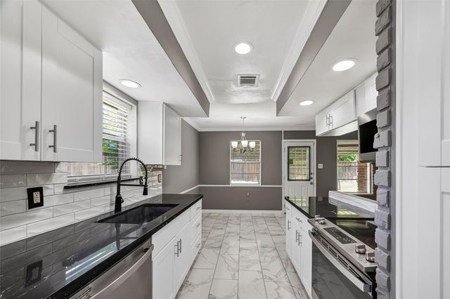 11323 Sagewood Drive, Houston, TX 77089