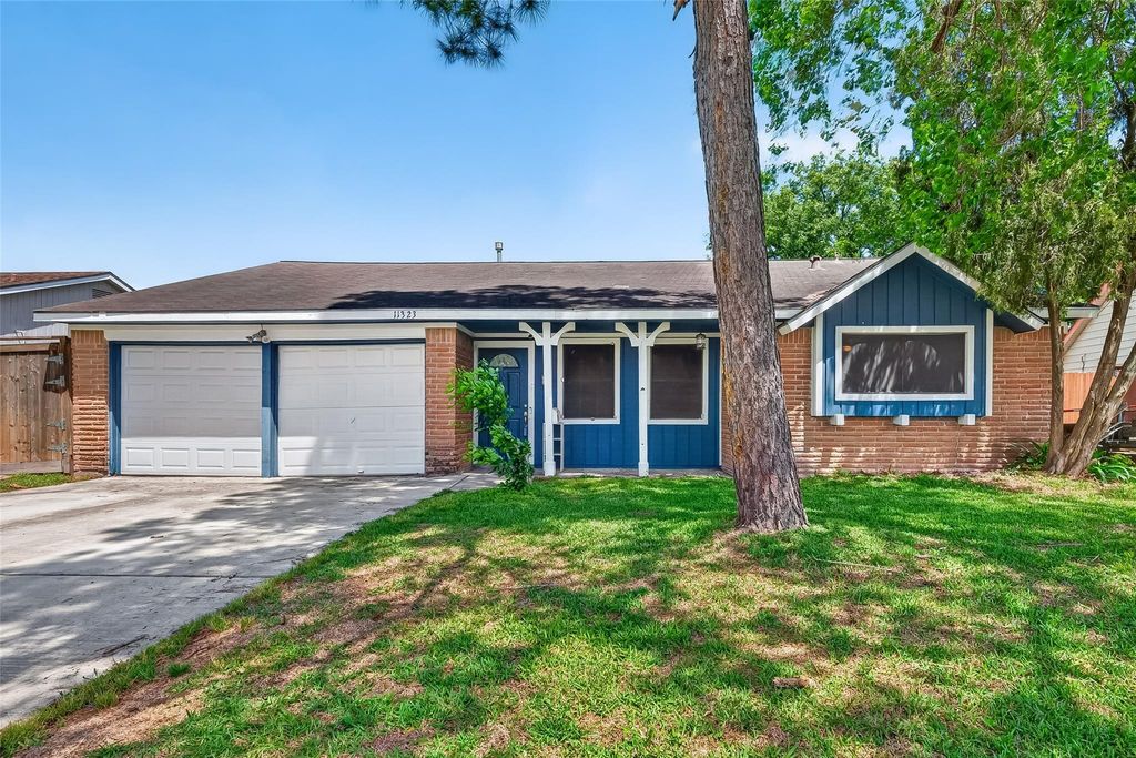 11323 Sagewood Drive, Houston, TX 77089