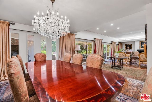 701 N Sierra Drive, Beverly Hills, CA 90210