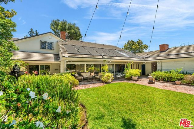 701 N Sierra Drive, Beverly Hills, CA 90210