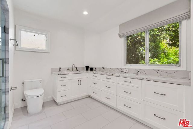 701 N Sierra Drive, Beverly Hills, CA 90210