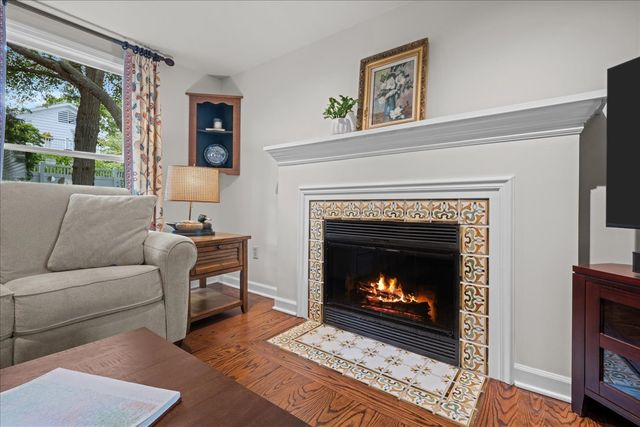 601 South Street, Geneva, IL 60134