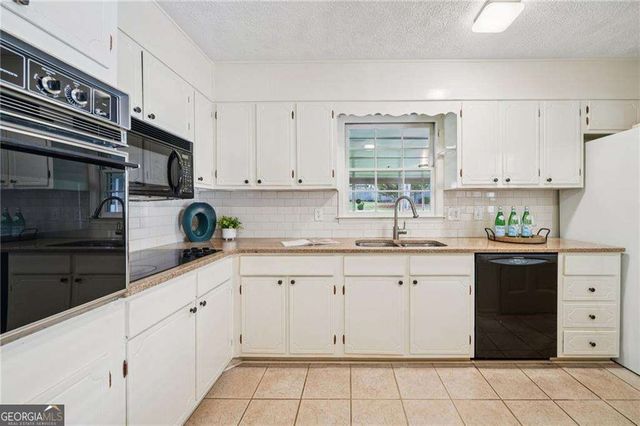 860 Tranquil Drive, Austell, GA 30106