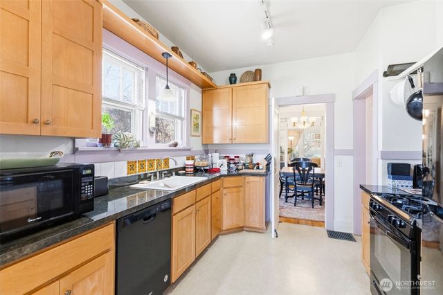 1235 Isaacs Avenue, Walla Walla, WA 99362