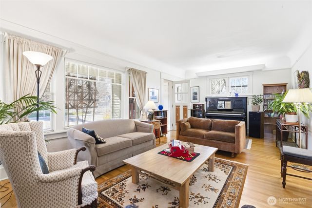 1235 Isaacs Avenue, Walla Walla, WA 99362