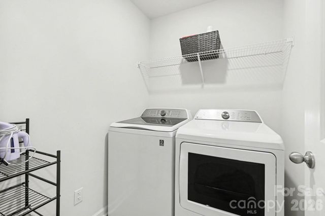 8133 Clairwood Drive, Charlotte, NC 28269