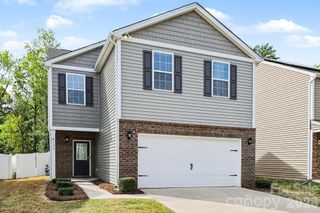 8133 Clairwood Drive, Charlotte, NC 28269