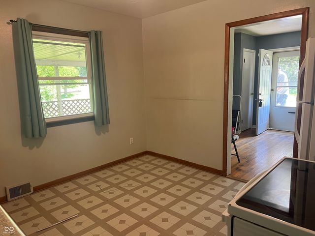 352 S 350 W, Columbus, IN 47201