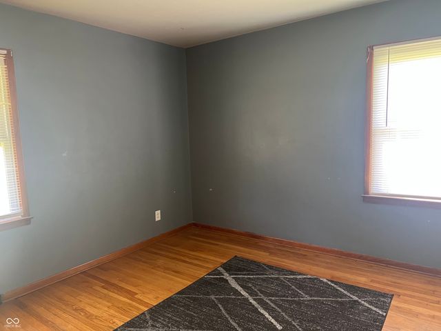 352 S 350 W, Columbus, IN 47201