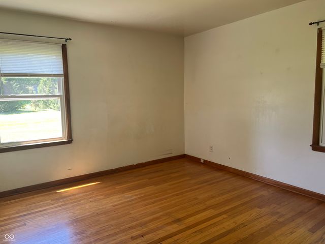 352 S 350 W, Columbus, IN 47201