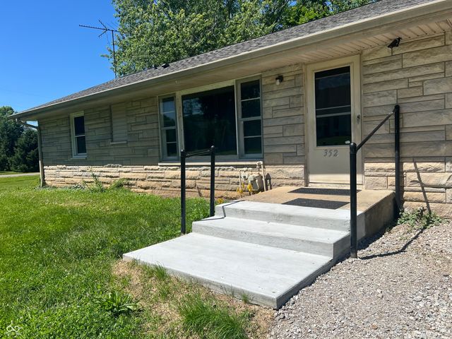 352 S 350 W, Columbus, IN 47201