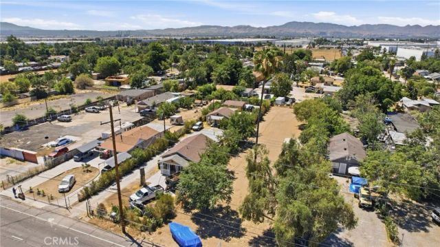 935 E 3rd, San Bernardino, CA 92410