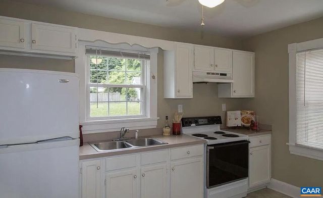 1419 CHERRY AVE, Charlottesville, VA 22903